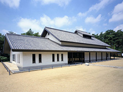 栗田美術館